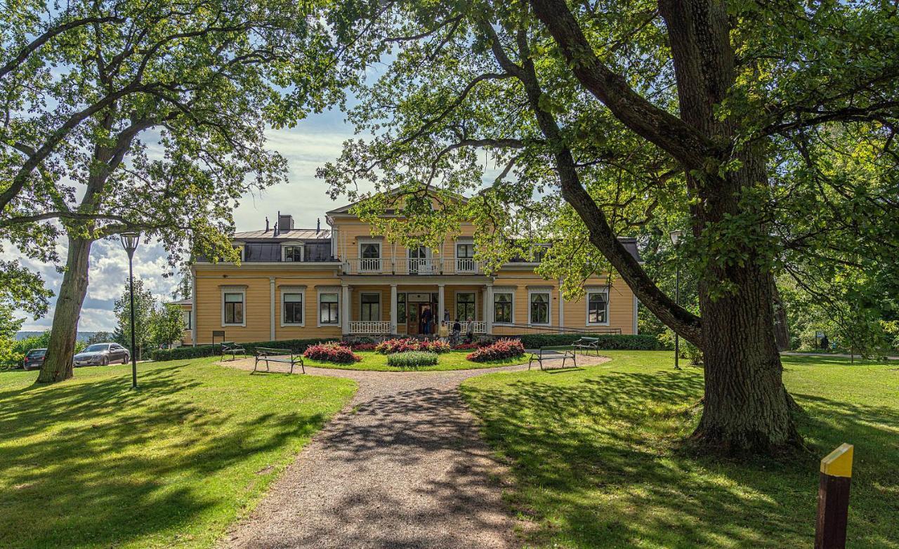 Mukkulan Kartano Hotel Lahti Buitenkant foto