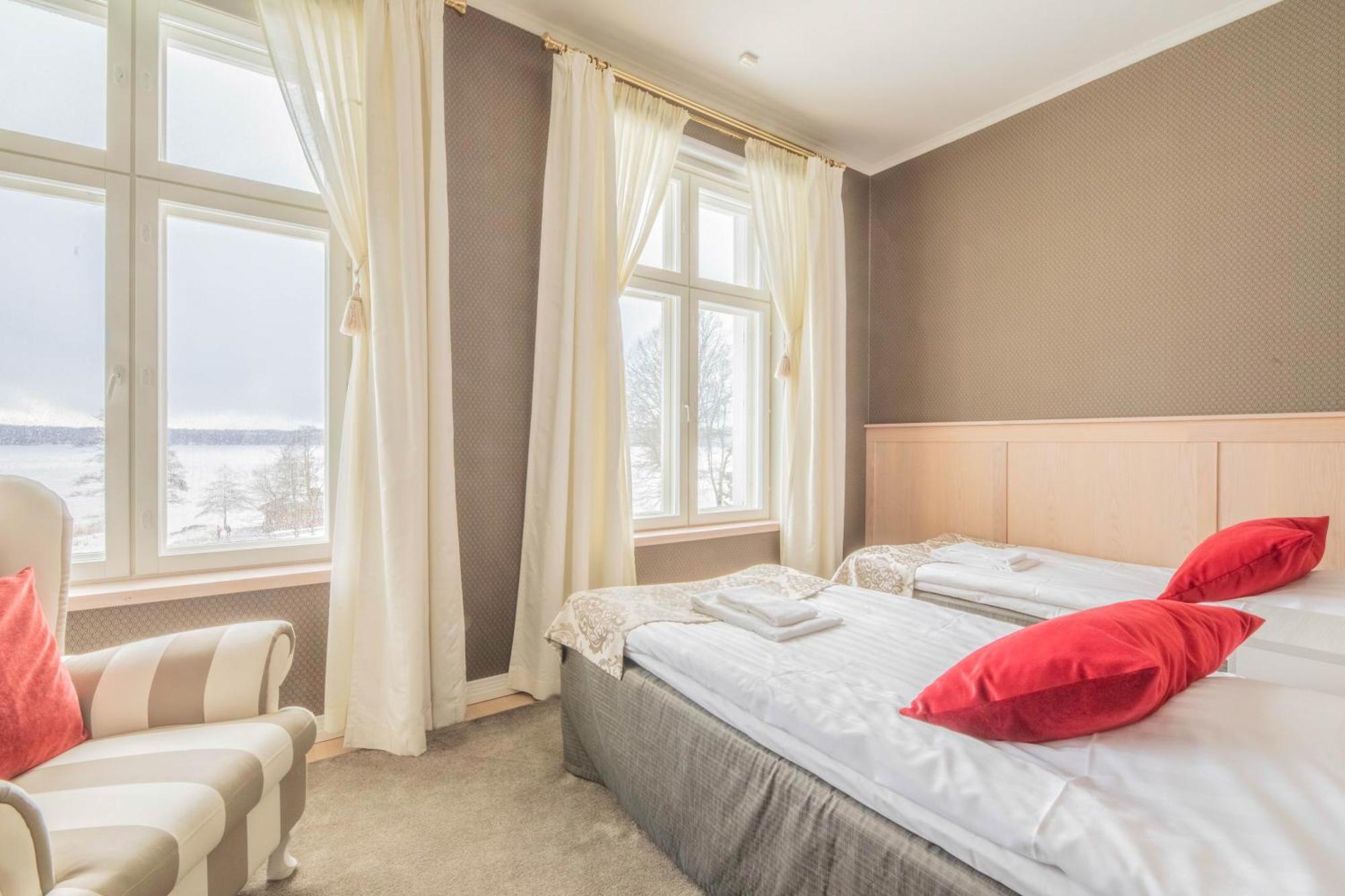 Mukkulan Kartano Hotel Lahti Buitenkant foto