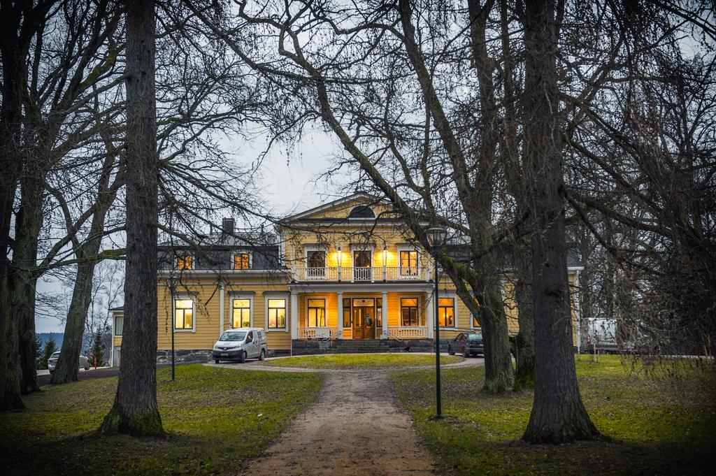 Mukkulan Kartano Hotel Lahti Buitenkant foto