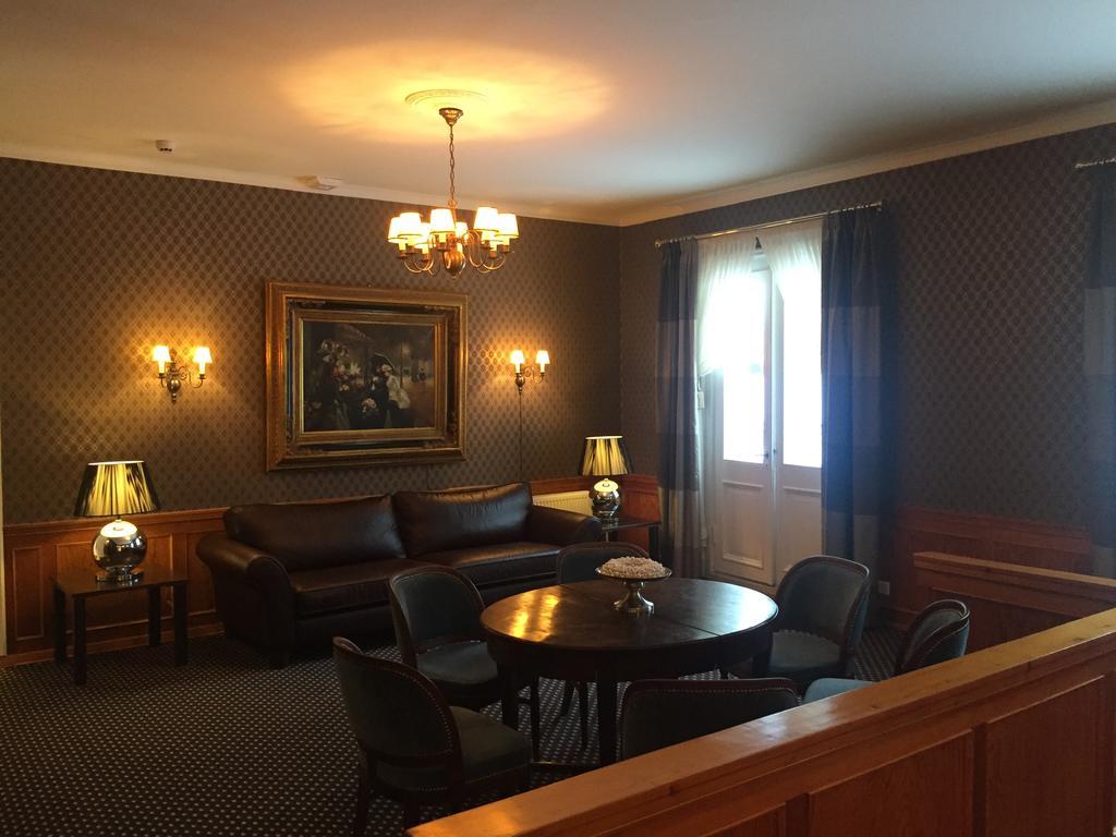 Mukkulan Kartano Hotel Lahti Buitenkant foto